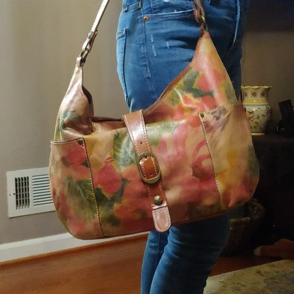 Patricia Nash. Large, Italian leather shoulder bag - Picture 4 of 16